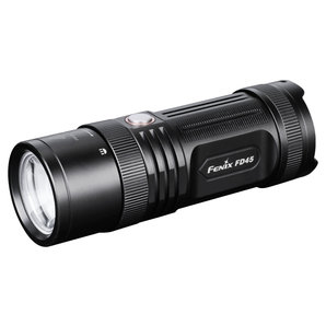 Fenix LED-Taschenlampe FD45 Cree XP-L fokussierbar- 900 Lumen unter Outdoor & Camping > Taschenlampen/Leuchten